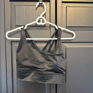 Lululemon Shiny Black Energy Sports Bra - Size 8, NWOT